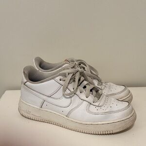Nike Air Force 1 Low Top Sneaker White Shoes 6Y 38.5 W 7.5